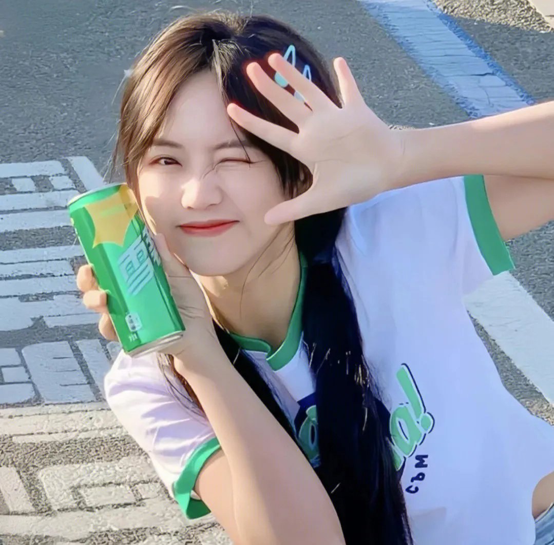 太子你老婆又带百姓吃肉了